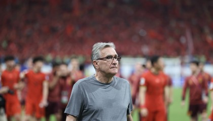 缺钱!国足教练团队预算仅100-120万欧 伊万已是降薪执教