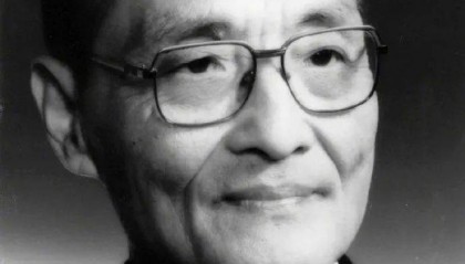 巨星陨落!于21时43分逝世