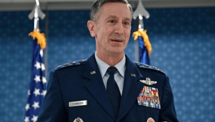 美军将领评价“9.3阅兵”：我们不会被吓倒，美军依旧保持领先