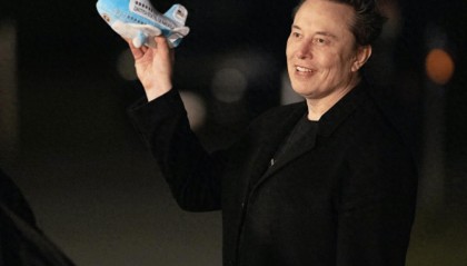 支持率新鲜出炉!马斯克的新党表现出乎意料,特朗普紧急发声