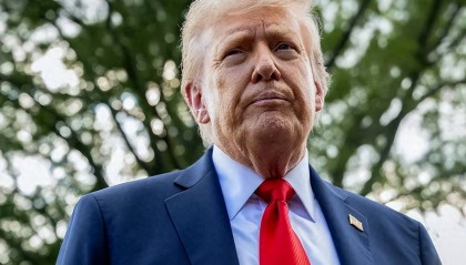 中美长达六小时会谈，特朗普感慨：美国不行了！决定延迟一项禁令