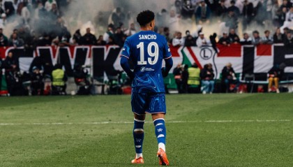 曼联与尤文图斯惊天交易!桑乔转会条款达成,球员互换在即?