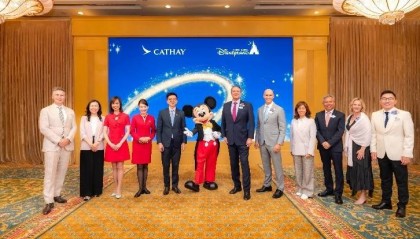 国泰与香港迪士尼乐园度假区携手合作 跃升访港旅游体验