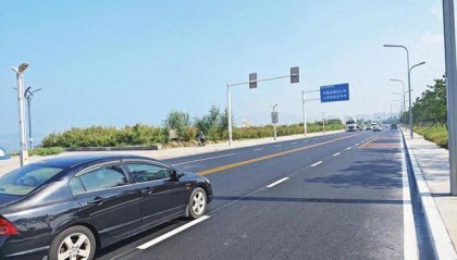 今年烟台市区道路大修全面完工，让市民舒心出行出游