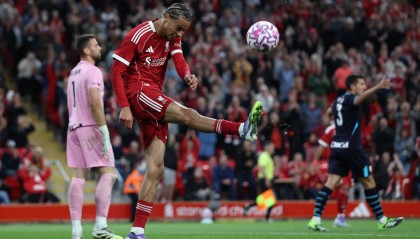 热身赛-努涅斯建功萨拉赫破门 利物浦一夜双杀毕尔巴鄂