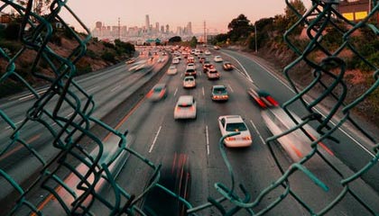 恒华科技:积极探索区块链与云计算、大数据、物联网、人工智能等技术在智慧能源、智能交通、智慧水利等领域的应用创新