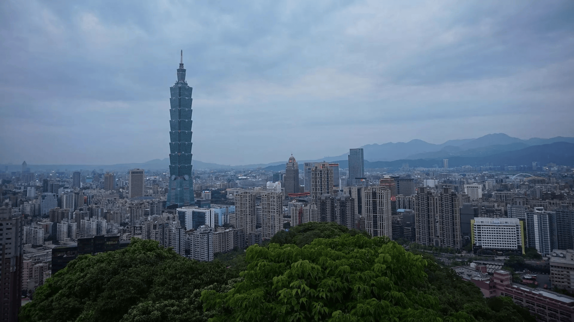 朱立伦下台,郑丽文接权,第三波人事任命在即,洪秀柱提共谋统一